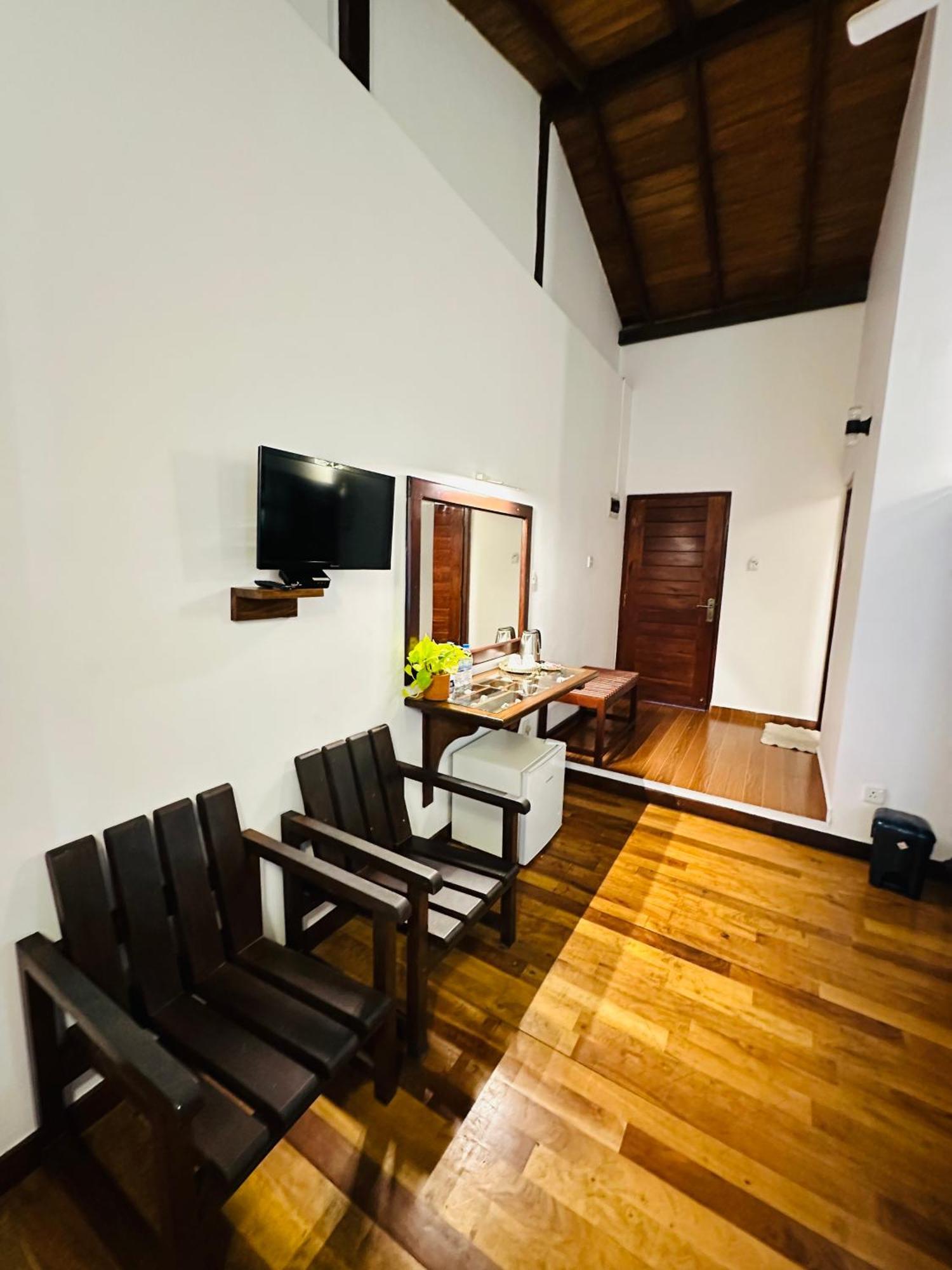 Cozy Sea view Inn Hikkaduwa Zewnętrze zdjęcie
