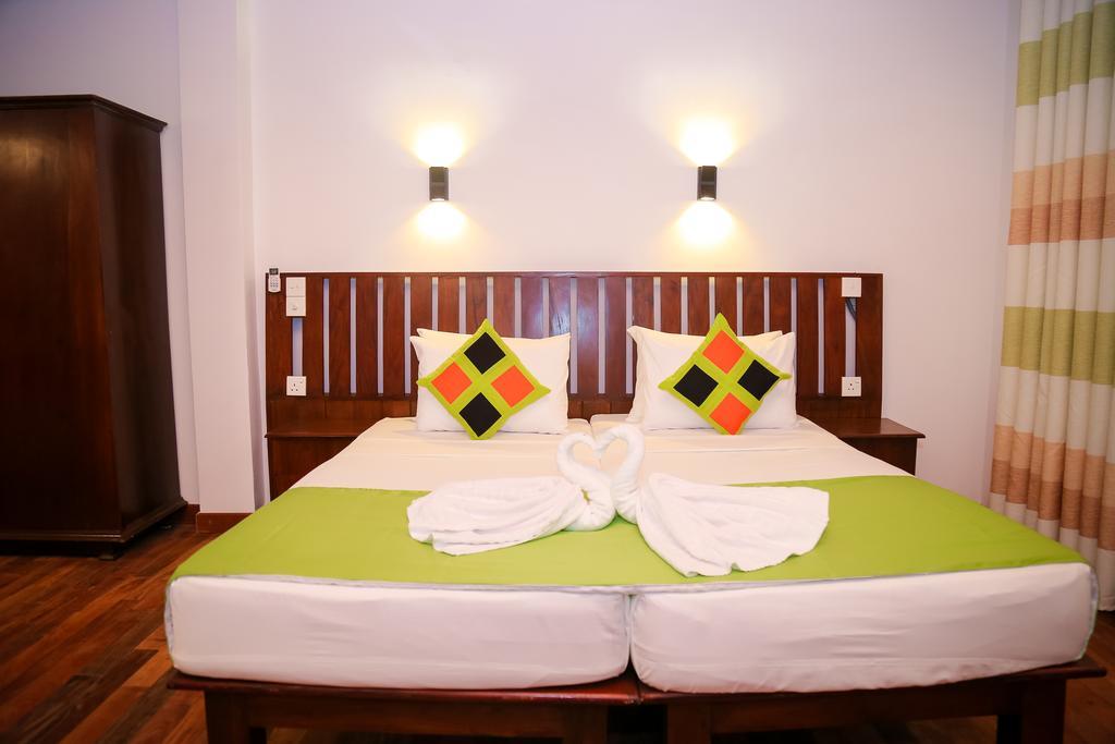 Cozy Sea view Inn Hikkaduwa Zewnętrze zdjęcie